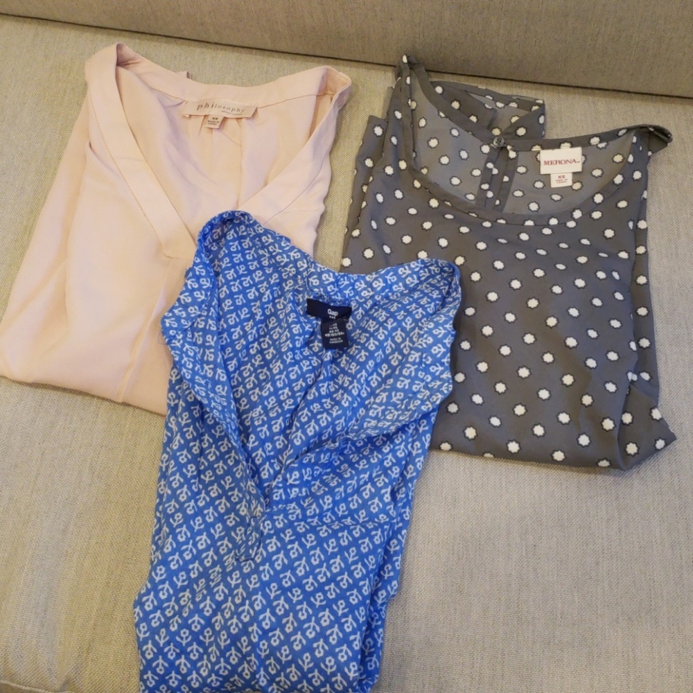 Lot of 3 xs blouses